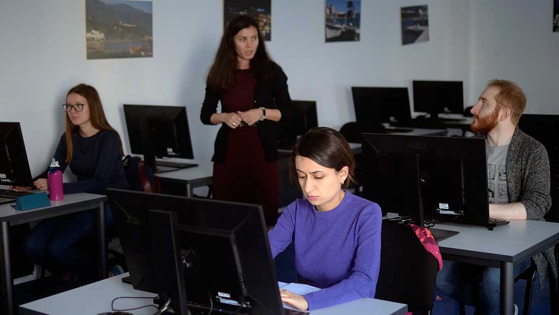 Информатика - Нов български университет