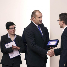 13-1_280x280_crop_478b24840a