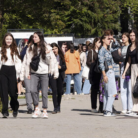 studenti-nbu_280x280_crop_478b24840a