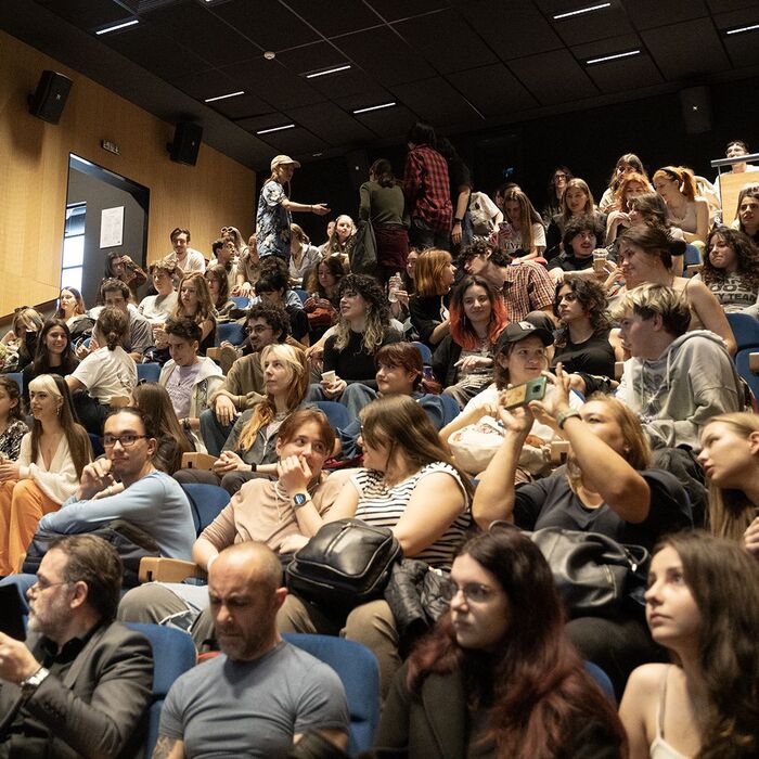 students5-nbu_700x700_crop_478b24840a