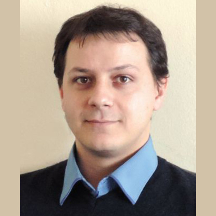 photo-1_700x700_crop_478b24840a