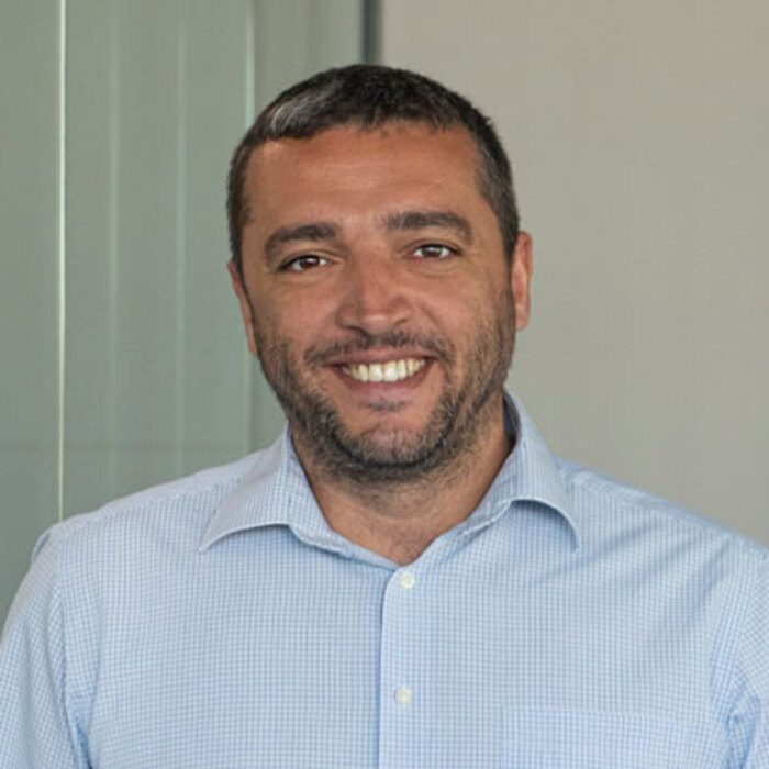 konstantin-tomanov-money-bg_700x700_crop_478b24840a