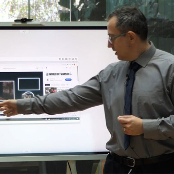 luchezar-tomov-dir-bg_700x700_crop_478b24840a