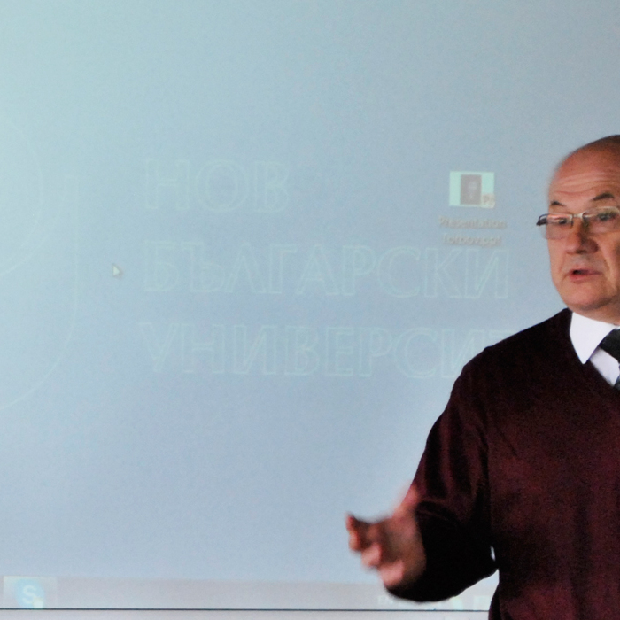 doc-marinov1_700x700_crop_478b24840a